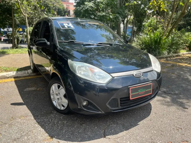 Ford Fiesta 1.0 Rocam SE Plus Hatch 8V Flex 4P Manual 2014
