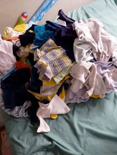 Carrinho e roupas de bebe tem roupa da carter's e roupa nova nunca usada