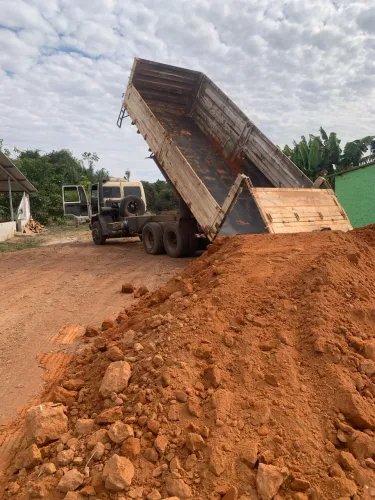 ford cargo 1415 cacamba agrícola