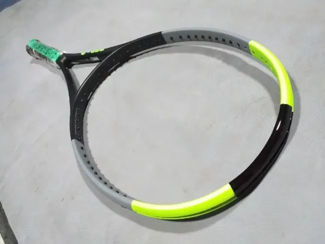 REPARO EM RAQUETES DE CARBONO