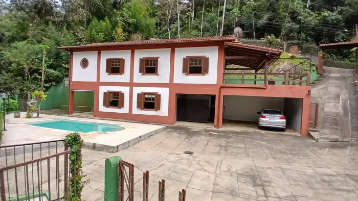 LOCAÇÃO - Casa 3 quartos em Araras