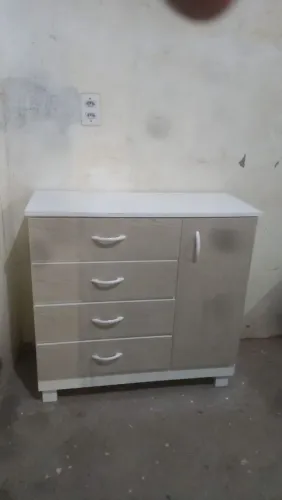 Vende se cômoda amadeirado