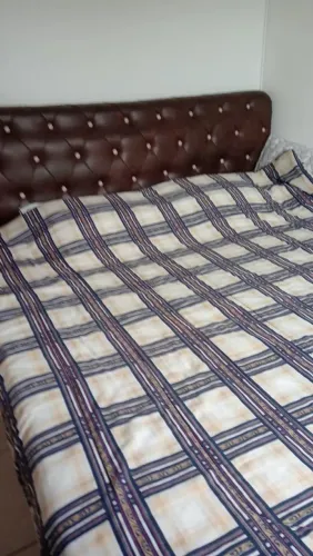 Cama King com cabeceira