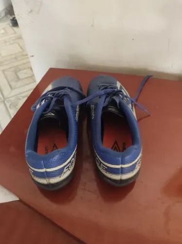Chuteira umbro 