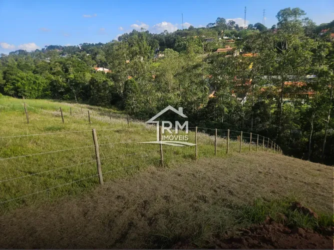 Vende terreno em Santa Isabel, Estrada Monte Negro, 1.200 m², a 400 metros do asfalto
