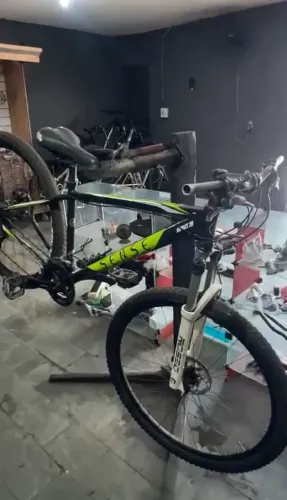 Bicicleta bike Sense aro 29. 27 velocidades. Revisada.
