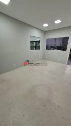 Loja em Nova Gerti