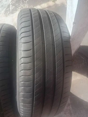 Pneus Michelin 205/55 R16 R$ 420,00