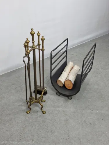Conjunto antigo para lareira