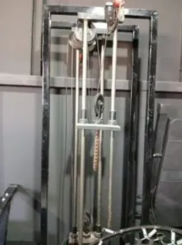 ESTAÇÃO POLIA-EQUIPAMENTO ANTIGO