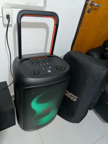 JBL PartyBox 520 Seminova ? Estado de Zero