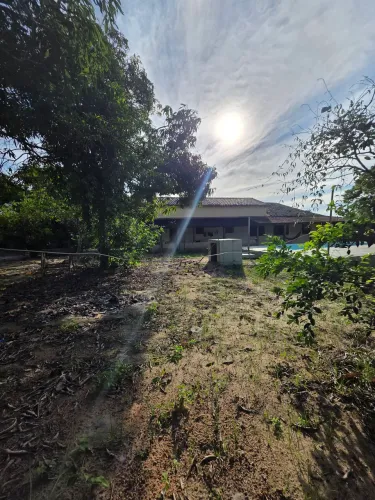 Chácara Urbana de Alto Padrão | 4.000 m² | Piscina | Região Nobre