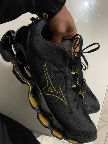 Tênis Mizuno original n40