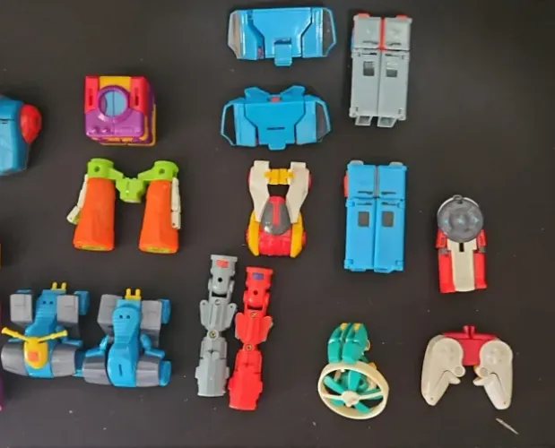 Lote Cyberbots Revista Recreio