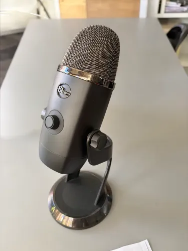 Microfone profissional Blue Yeti X