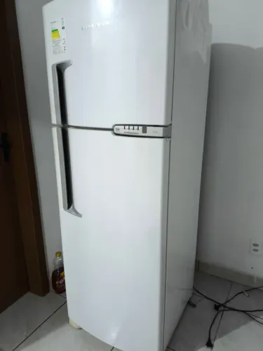 Vendo Geladeira Brastemp