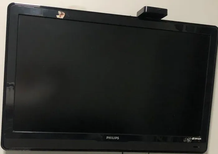 Tv Philips 40 polegadas, não é smart. 400,00. 