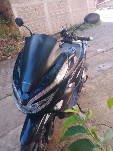 PCX DLX automática 150 2019 apenas 10.300 km