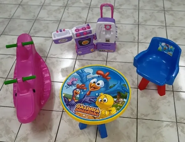 Cozinha Mobility Chef, Mesa e Cadeira Galinha Pintadinha e Balanço Jacaré