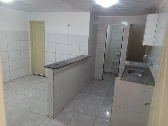 Kitnet 1 Quarto | Água, Internet e IPTU Inclusos | R$ 680