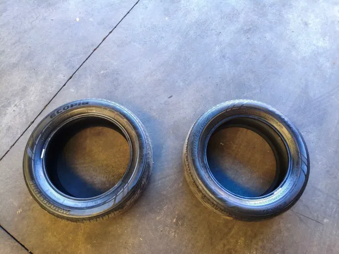 Par pneu 205/55/R16 - quebra galho