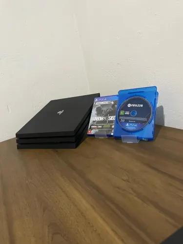Ps4 Pro Slim 1tb + 2 Controle