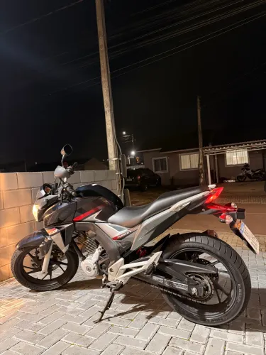 Vendo CB Twister 250 - 2018