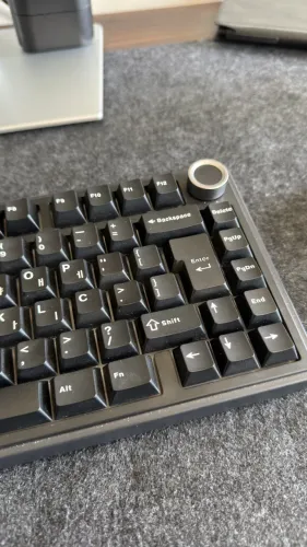 Teclado Aula F75 Sem Fio - Usado 2x