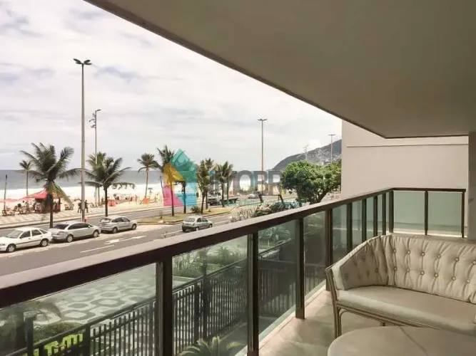 IPANEMA VIEIRA SOUTO IMPERDIVEL APARTAMENTO 4 QUARTOS, 3 SUÍTES E 2 VAGAS DE GARAGEM!!