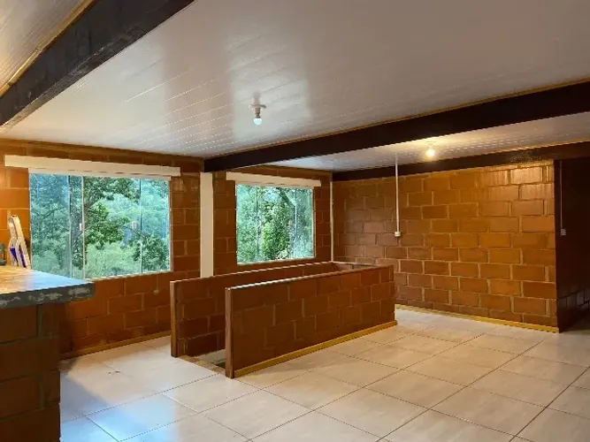 Alugo excelente apto tipo casa em Araras!