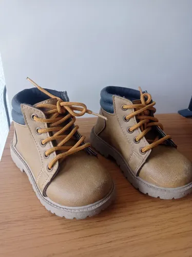 Bota para criança N° 22
