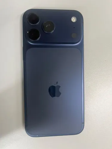 Apple iPhone 17 Pro Max 256gb Azul (Usado)