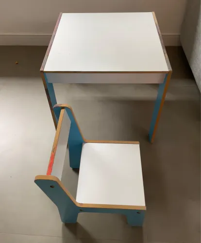 Mesinha e cadeira Infantil MDF