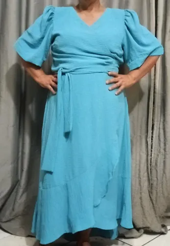 Vestido transpassado GG