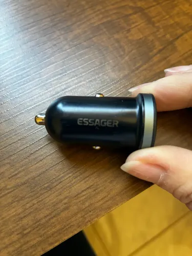 Mini carregador veicular Essager Duplo