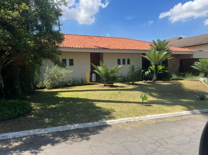 Linda casa térrea venda Residencial 5 - 4 suítes + piscina