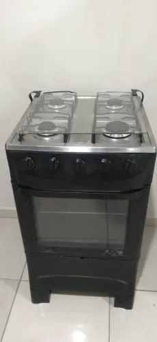 Fogão elétrico ótimo estado entrego com taxa