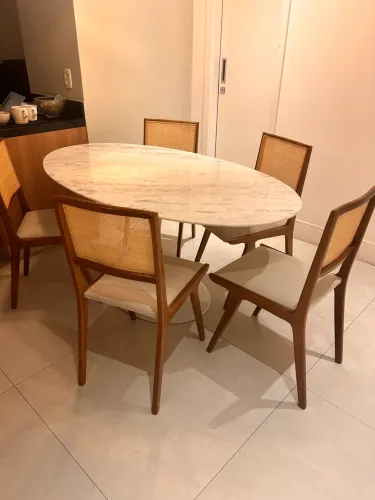 Mesa saarinen e cadeiras 
