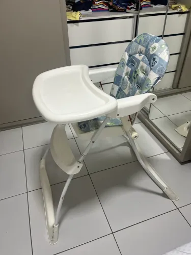 Cadeira de alimentação