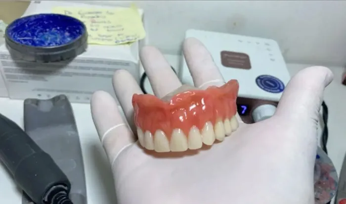 Prótese Dentária a partir de 200 reais 
