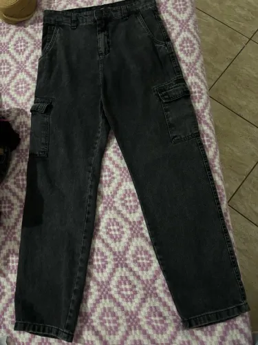 Vendo calça baggy de bolsos