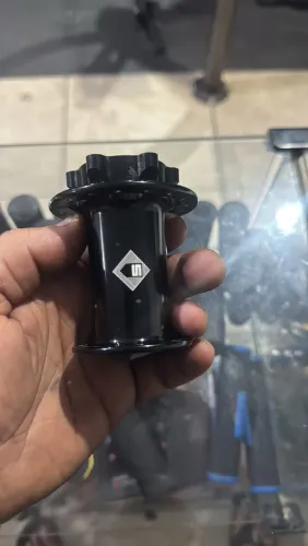 Cubo left session 32 furos