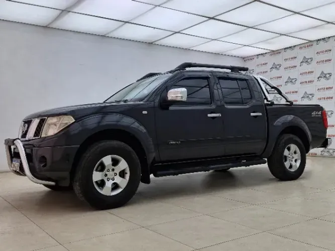 Nissan Frontier LE CD 4X4 2.5 TB Diesel Aut. 2011