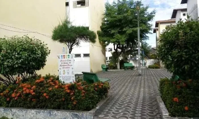 OPORTUNIDADE ÚNICA APARTAMENTO EM FORTALEZA 2 QTOS, SALA, BANHEIRO, COZINHA