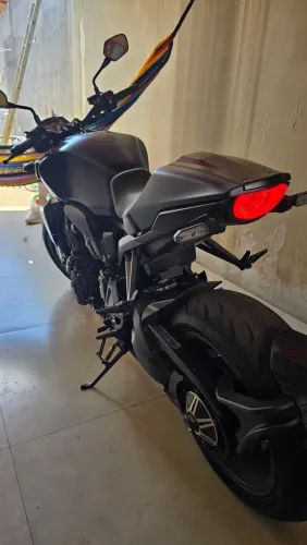 Título: Honda CB 1000R Black Edition 2024 - 4.500 km - Ágio