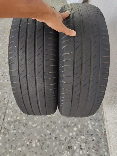 Pneu aro 15 
