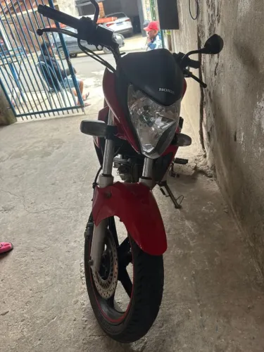 VENDO MOTO HONDA CB300r