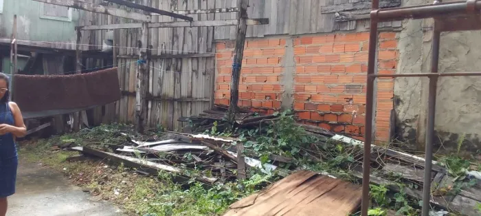 Vende-se um terreno no jurunas