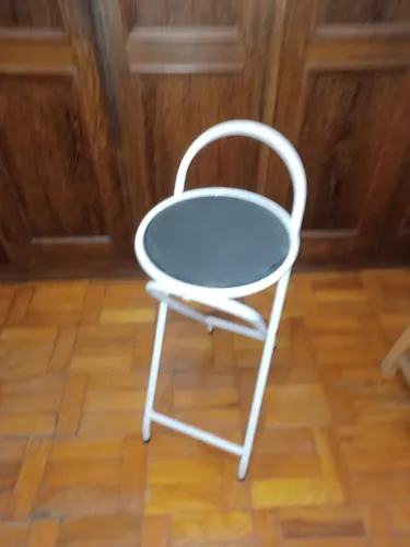 Banqueta banco cadeira dobravel.35,00