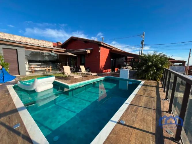 Chalé com 2 Quartos e 2 banheiros à Venda, 220 m² por R$ 490.000 Cód. ch2780
